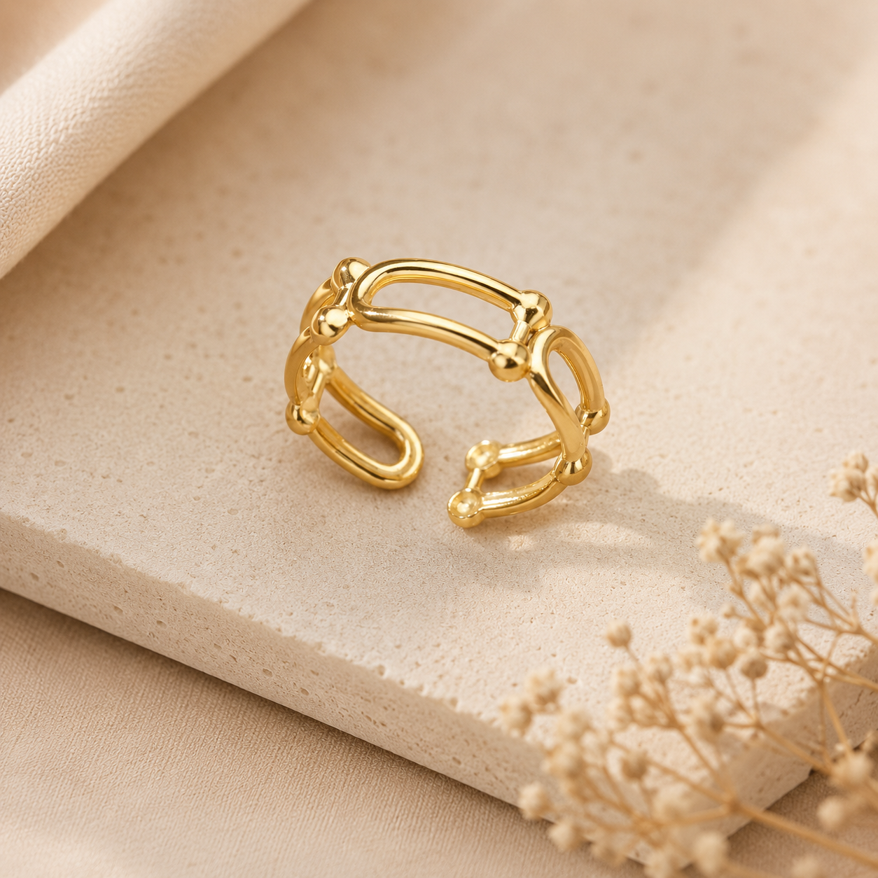Gold Link Ring – Adjustable Gold-Plated Stainless Steel Statement Ring